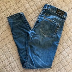 “BUCKLE BLACK” JEANS SZ 30 x 32 SKINNY